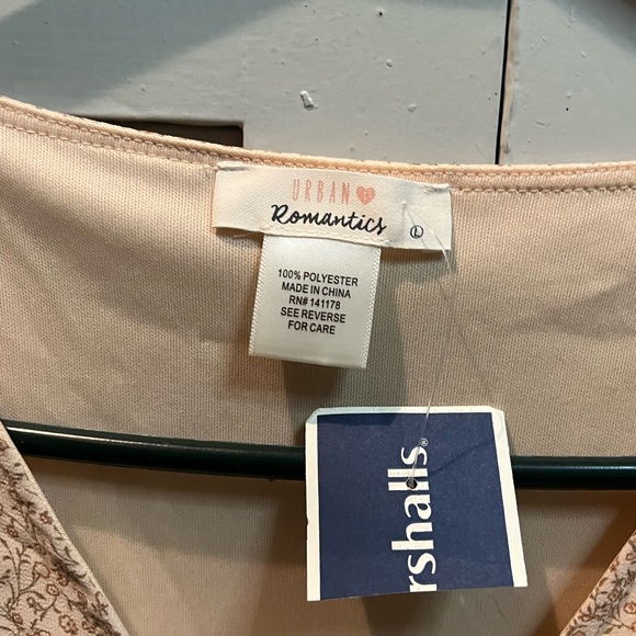 Brand new pink blouse top - Picture 2 of 4